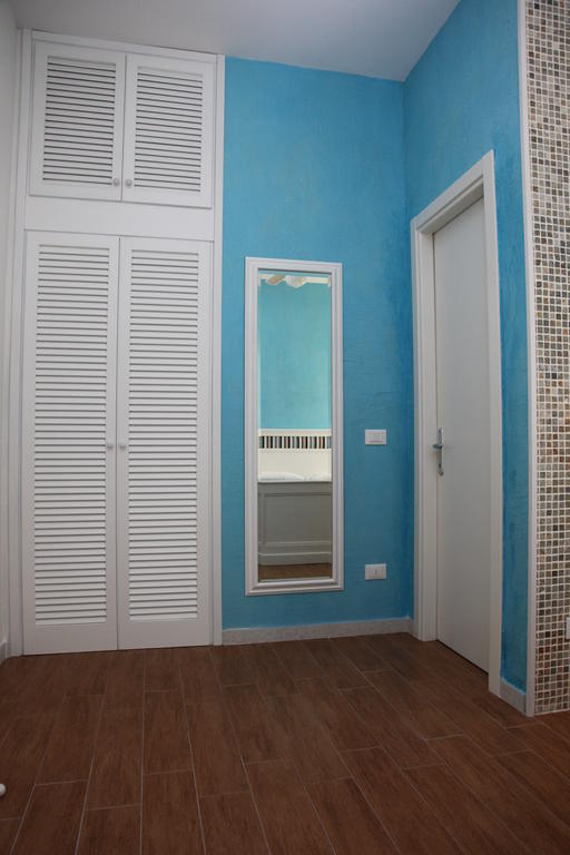 Bed & Breakfast Venezia 마리나 디 카라라 객실 사진